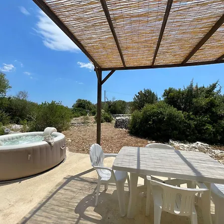 Tipico Trullo Vista Mare - Vasca Idromassaggio Privato *