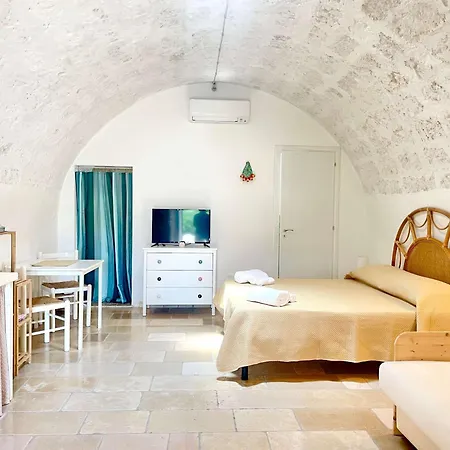 Apartment Tipico Trullo Vista Mare - Vasca Idromassaggio Privato Marina Di Pescoluse