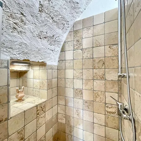 Apartment Tipico Trullo Vista Mare - Vasca Idromassaggio Privato *