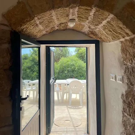 Apartment Tipico Trullo Vista Mare - Vasca Idromassaggio Privato Marina Di Pescoluse